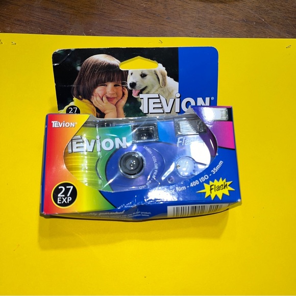Tevion 35 mm flash disposable camera - Picture 4 of 5